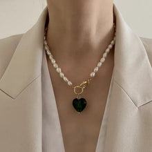 Load image into Gallery viewer, Pearl Heart Necklace
