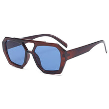 Load image into Gallery viewer, Retro Look Fashion Sunglasses UV400
