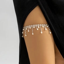 Load image into Gallery viewer, Diamante Leg Chain
