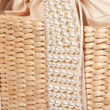 Load image into Gallery viewer, Pearl Detail Beaded Straw Bag
